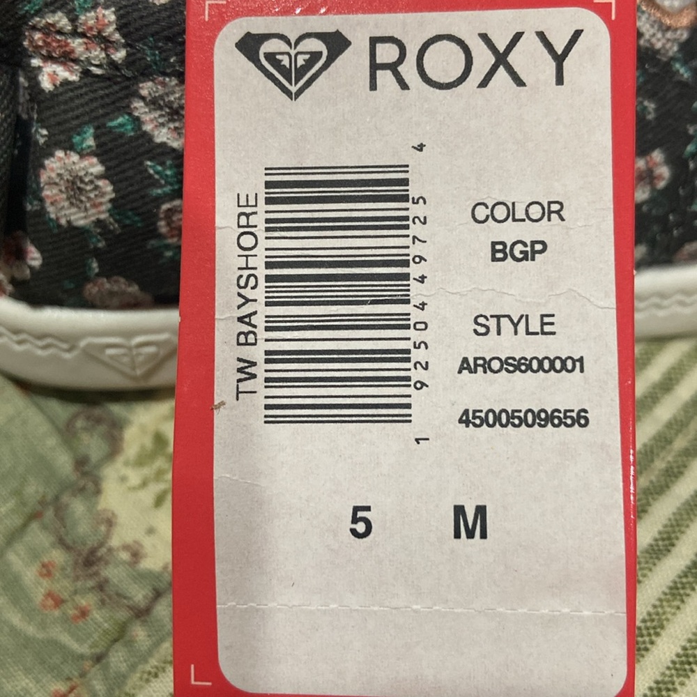 New children’s Roxy shoes - Picture 6 of 6